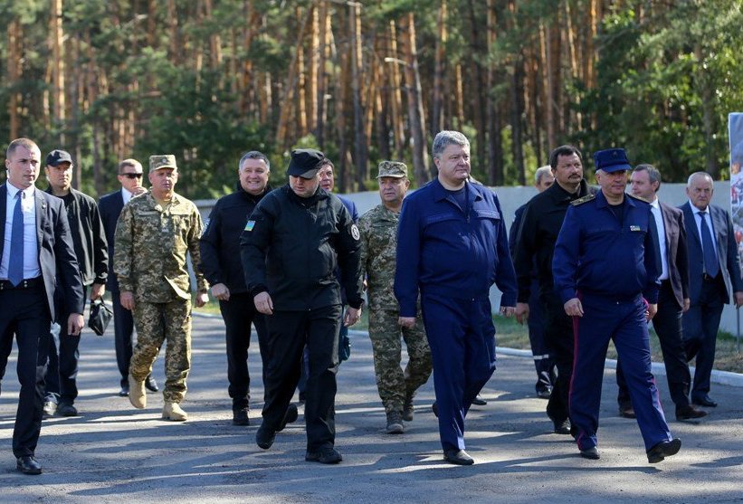 Где сейчас аваков и турчинов